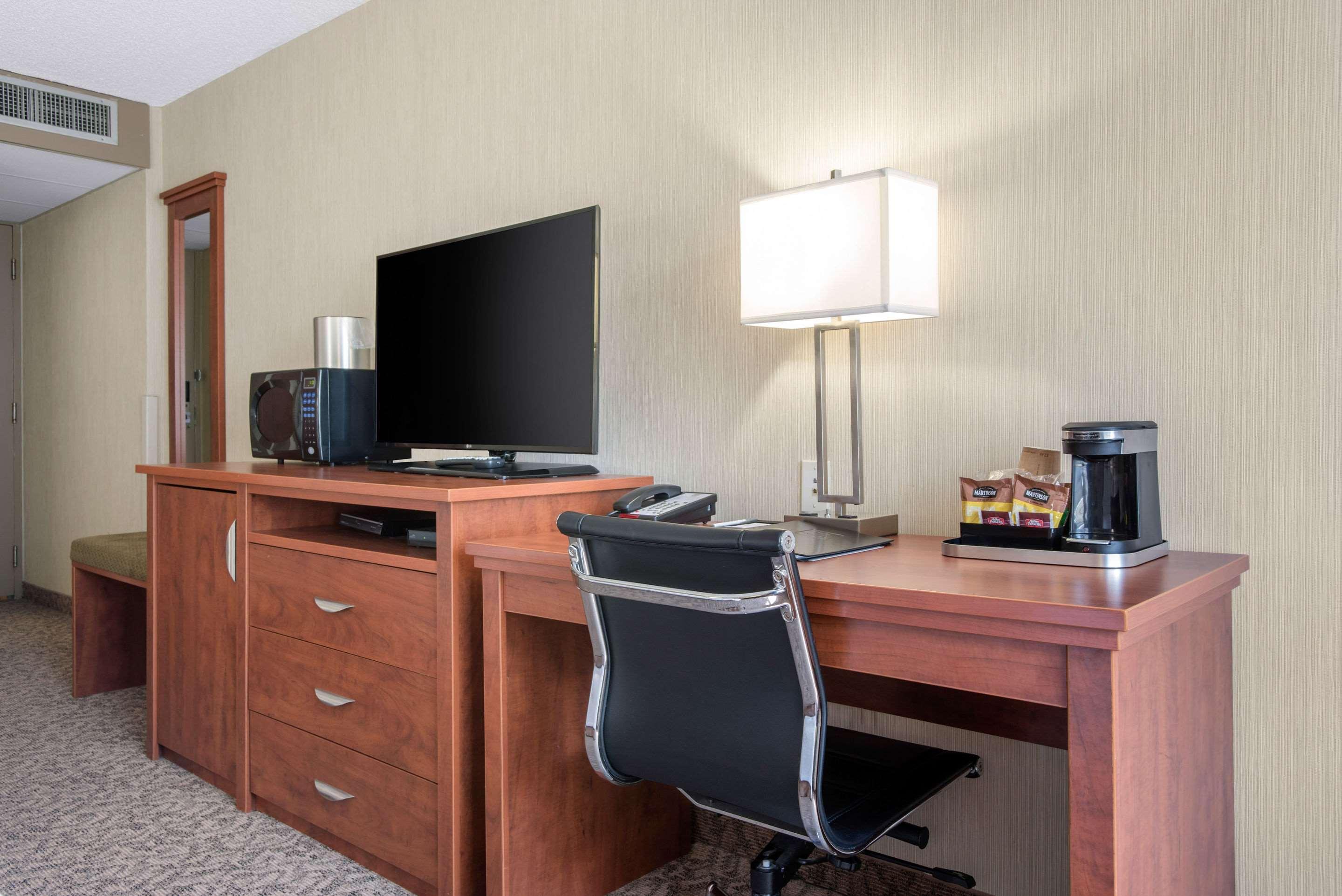 Clarion & Hotel 3*