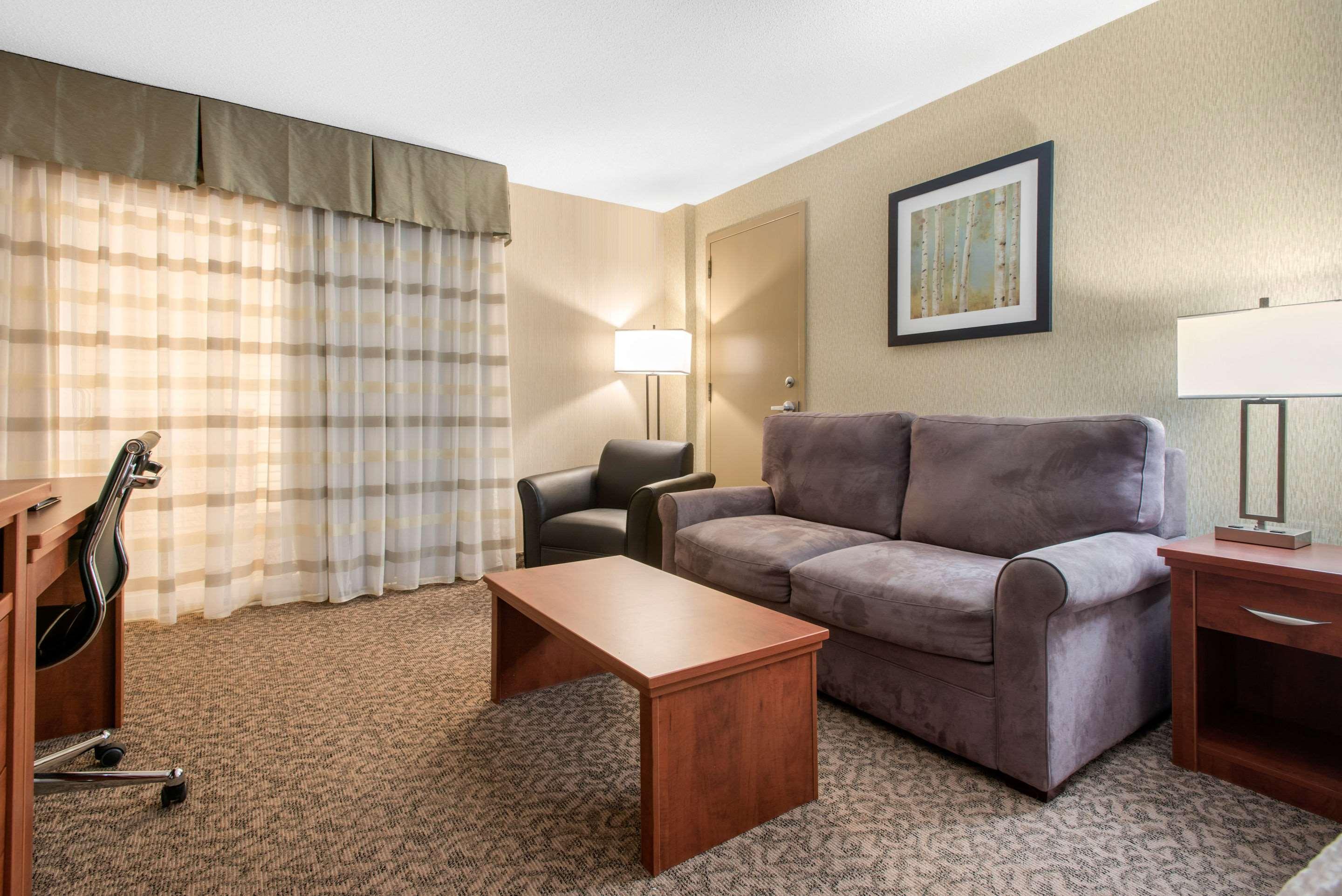 Clarion & Hotel 3*