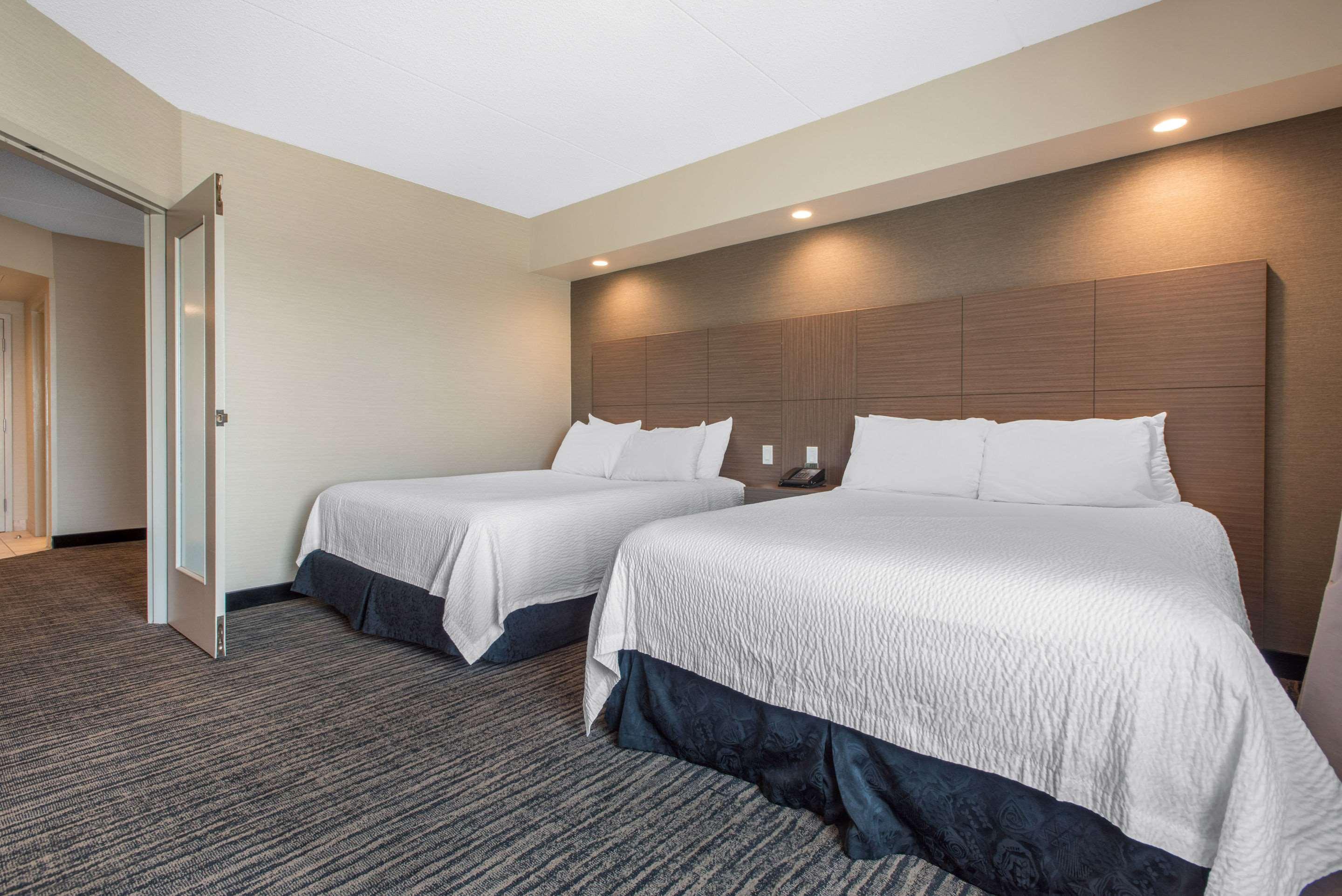 Hotel Clarion & Brandon
