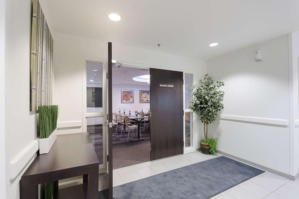 6-brandon, Mb Hotel 4*