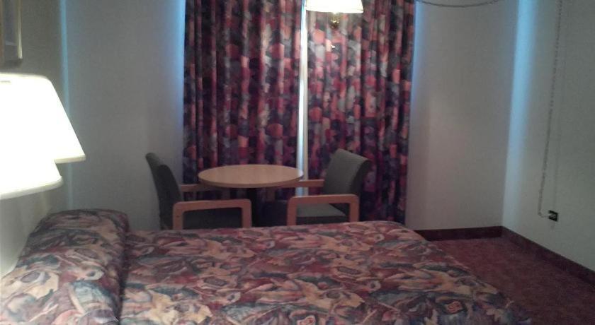 Knights Motel