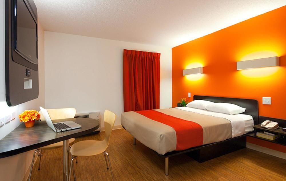 6-brandon, Mb Hotel Brandon